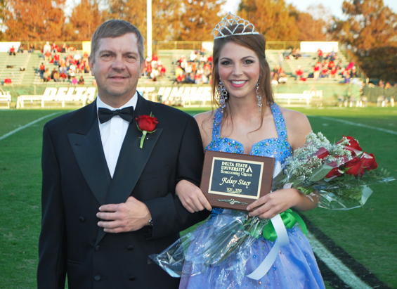 2011 Homecoming Queen, Kelsey Stacy